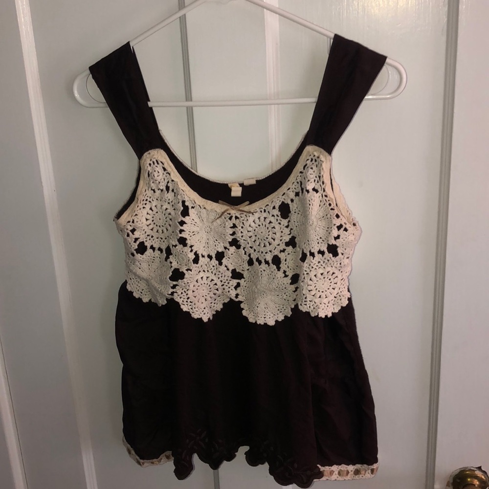 Little Yellow Button Lace Tank Top